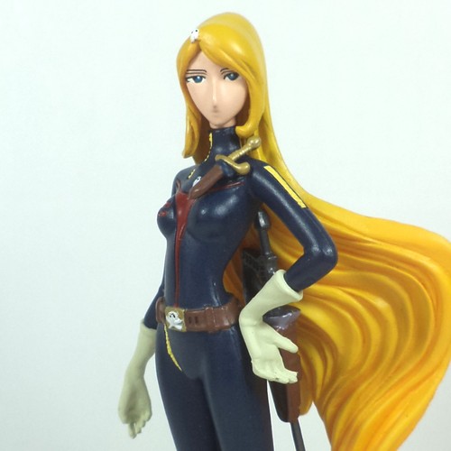 Queen emeraldas capitan - queen,